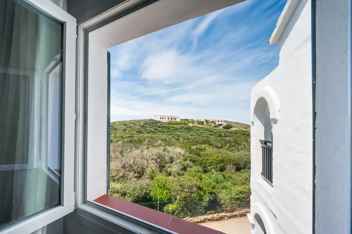 Vistas a la montaña desde apartamento del Fergus Club Carema Splash