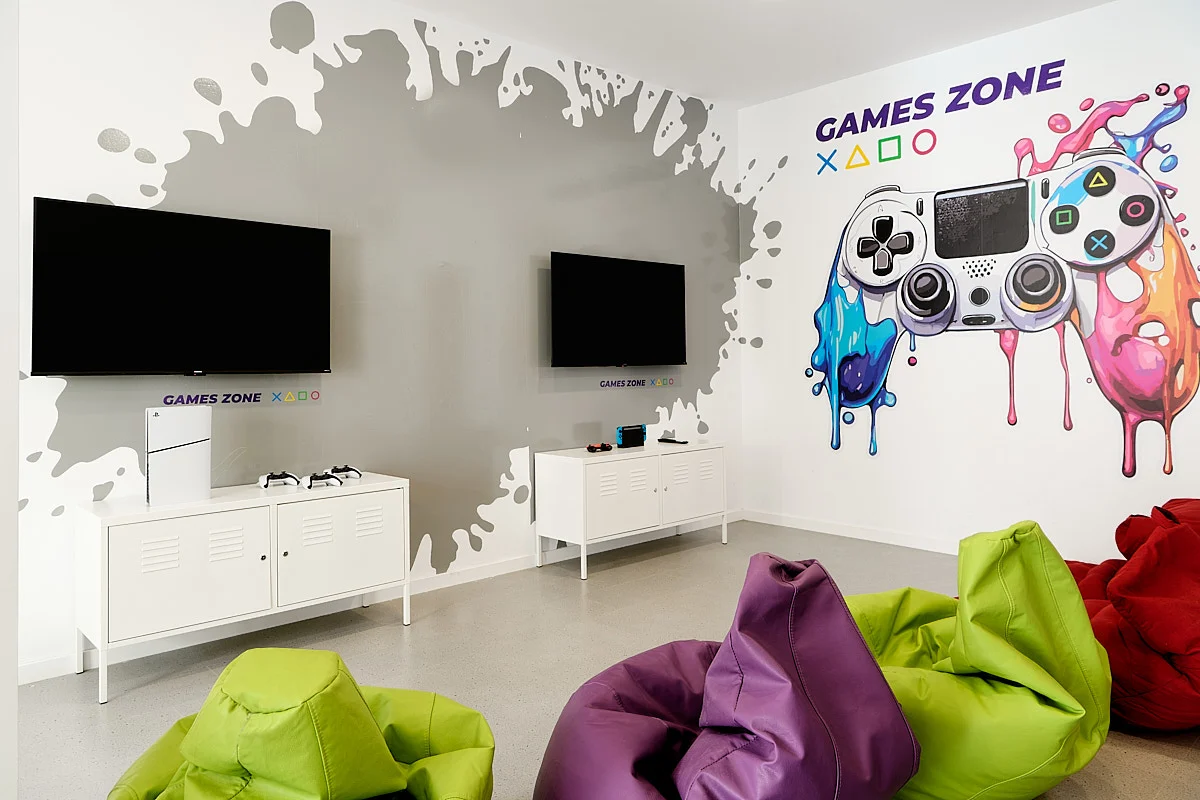 Sala de juegos play station Fergus Club Mallorca Waterpark 