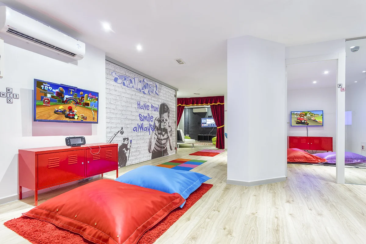 Parque infantil Fergus Style Cala Blanca Suites