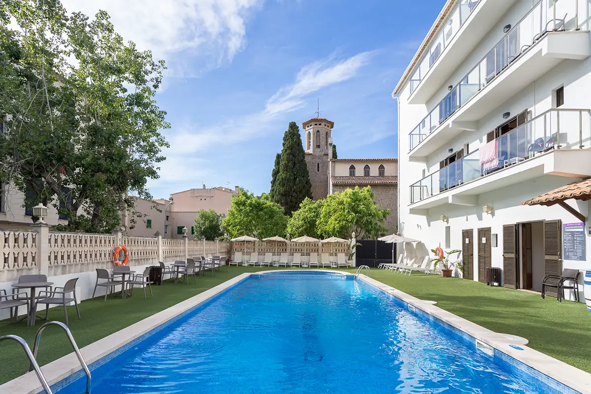 Hamacas Piscina del Fergus Style Soller Beach