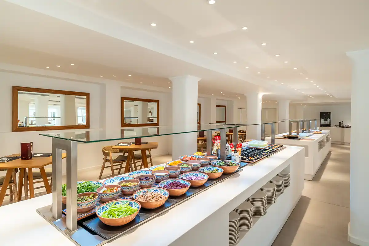 Buffet Es Mercat Fergus Style Punta Arabí