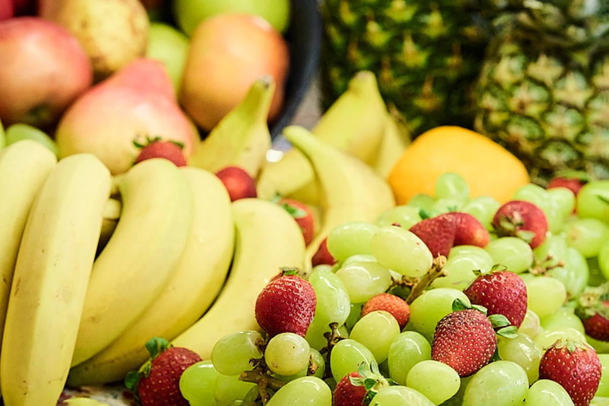 Frutas variadas del restaurante del Fergus Style Palma Beach