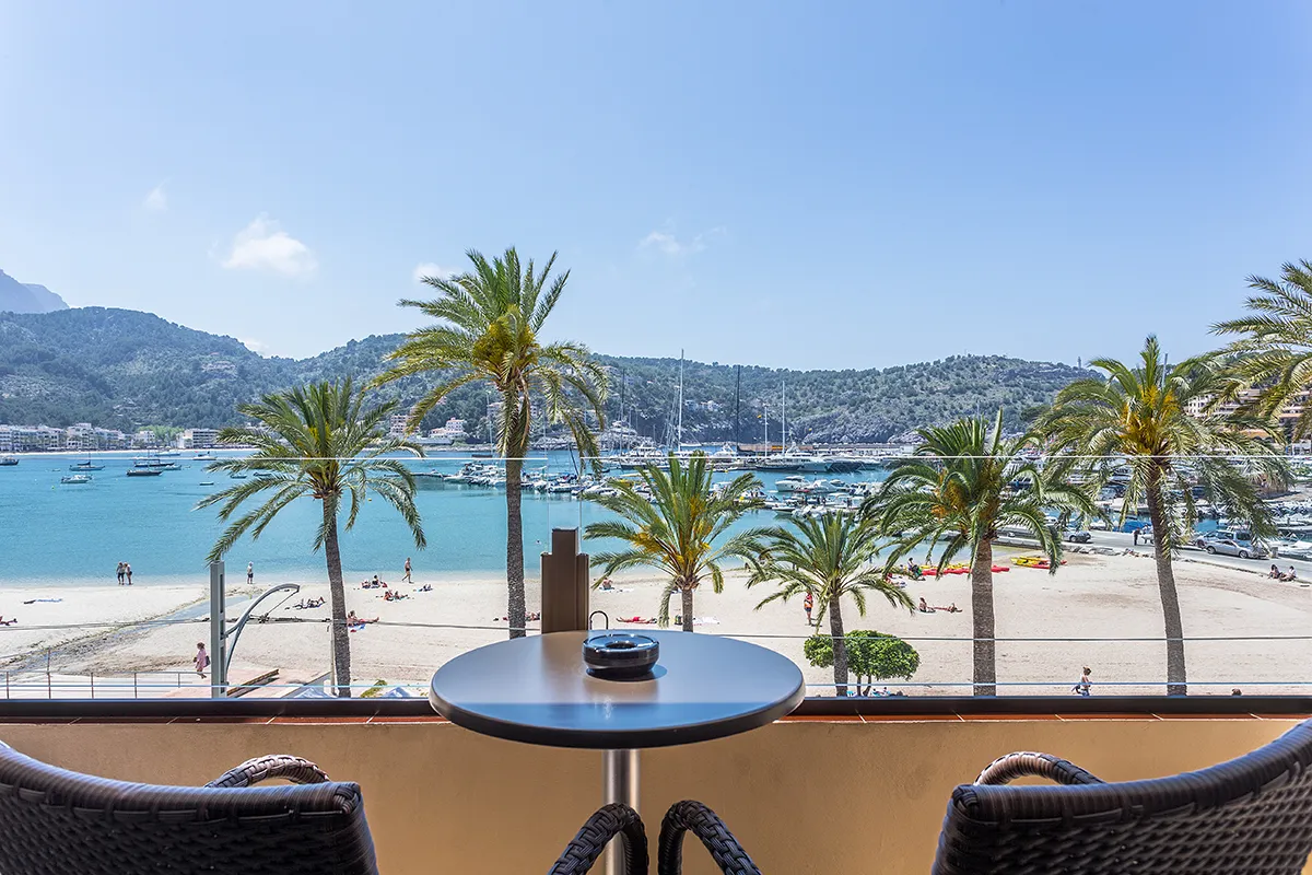 Habitación doble superior vista mar Fergus Style Sóller Beach