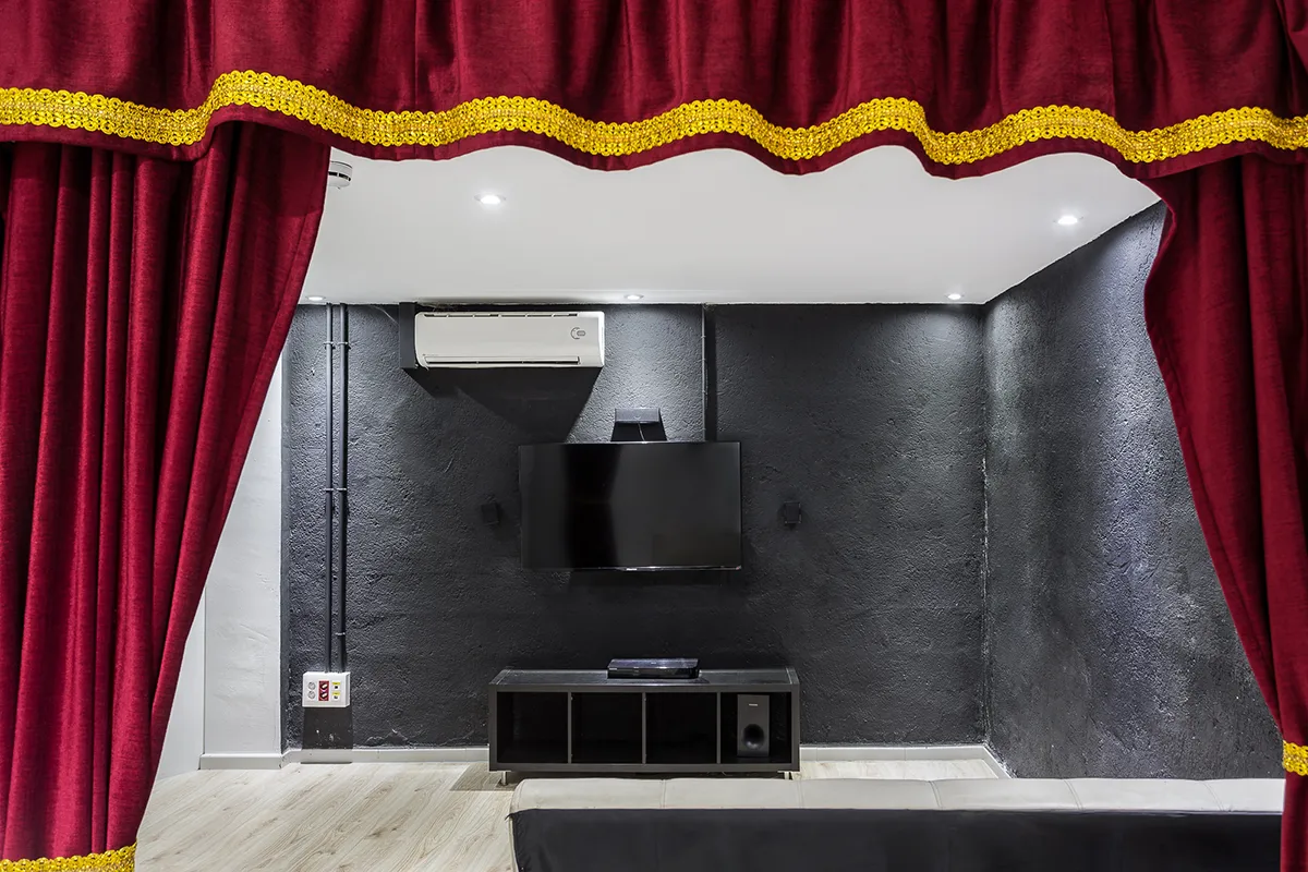 TV Fergus Style Cala Blanca Suites