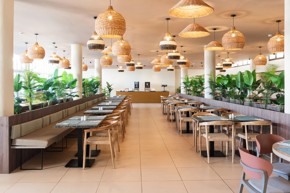 Comedor del restaurante Fergus Club Mallorca Waterpark
