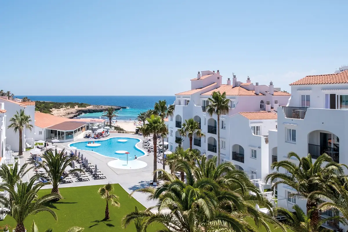 Vista aérea del hotel Fergus Style Carema Beach 