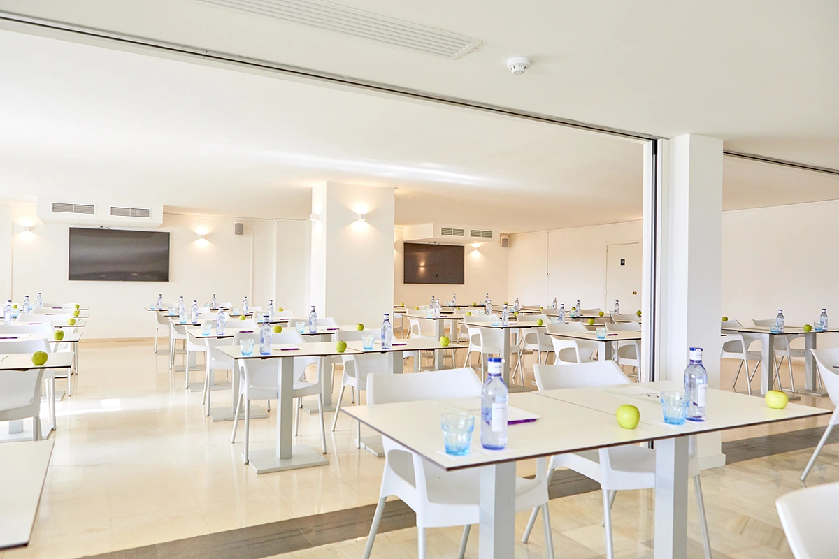 Comedor del restaurante del Fergus Style Bahamas
