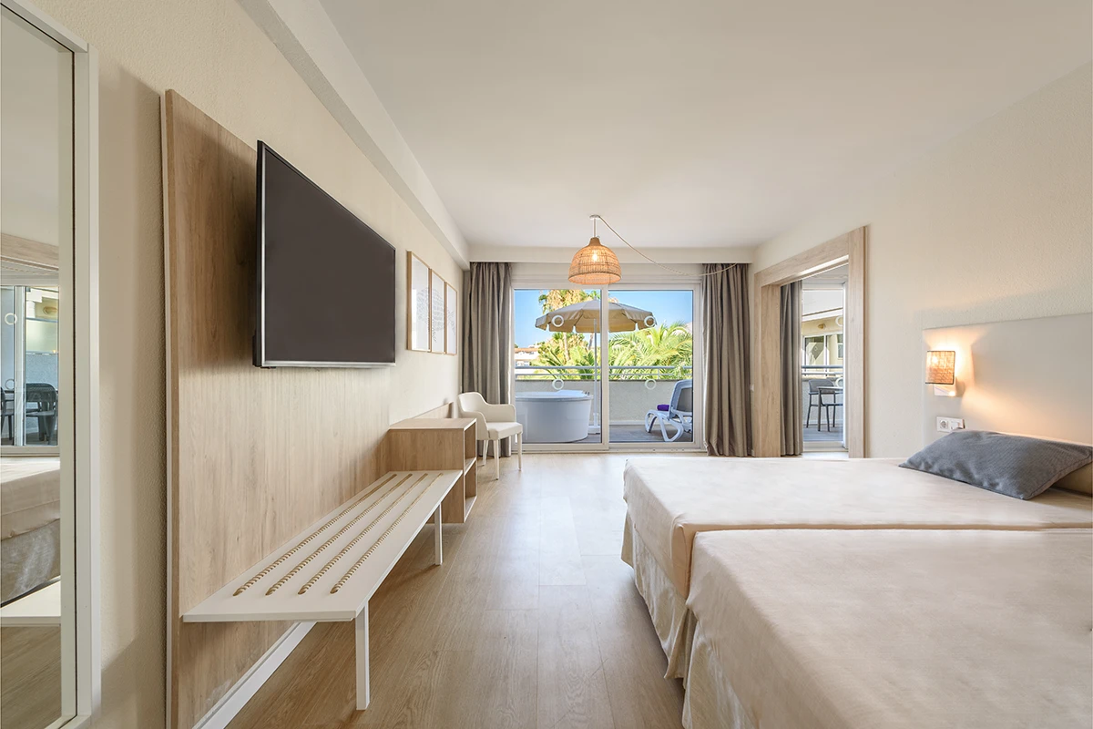 Suite Premium con jacuzzi del Fergus Club Palmanova Park