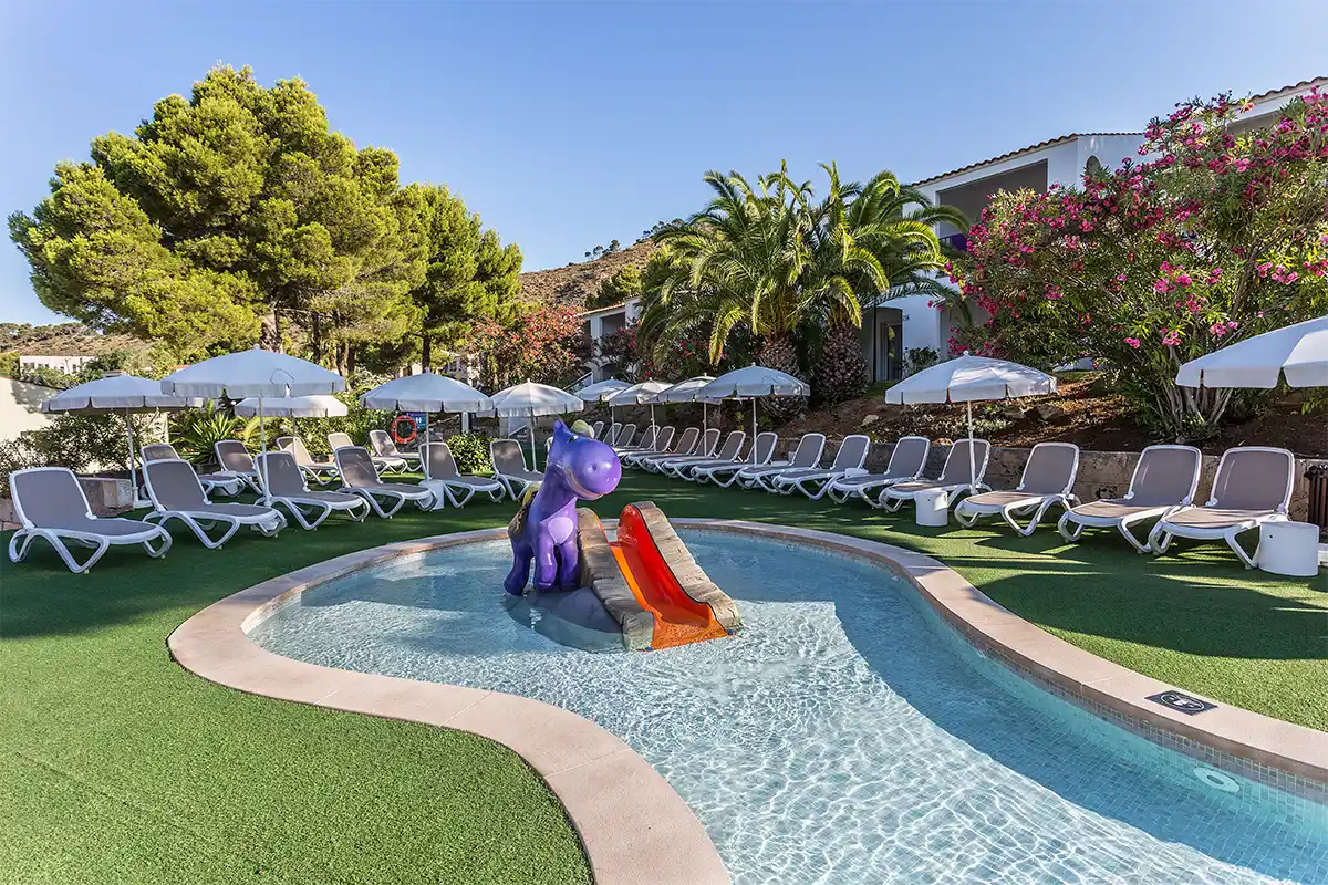 Hamacas piscina infantil Fergus Club Europa