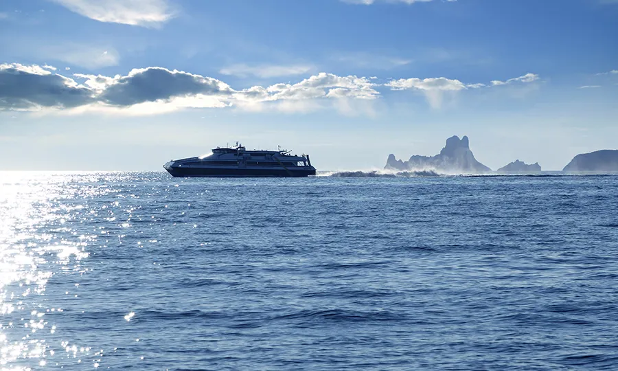 Ferry Formentera Playa d'en Bossa destinations Ibiza FERGUS Hotels