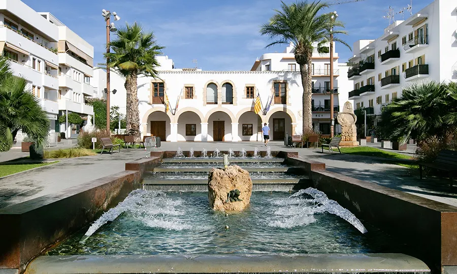 Promenade Alamera Santa Eulalia Destinations Ibiza FERGUS Hotels