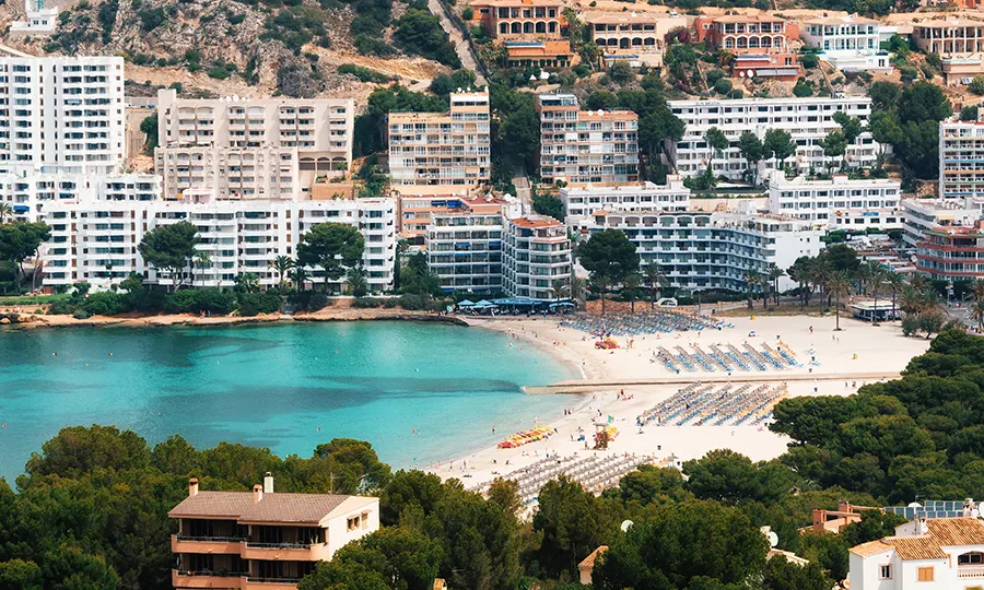 Reiseziele in Santa Ponsa Mallorca FERGUS Hotels Strand von Santa Ponsa Reiseziele in Mallorca FERGUS Hotels