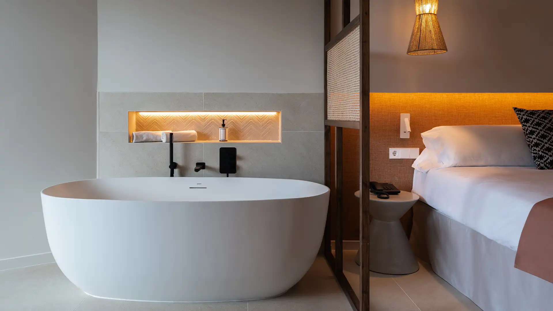 Hero Experiencias VIP Fergus Hotels