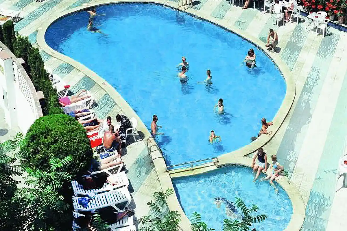 Swimming pool at Pool Bar Clipper Affiliated by Fergus Hotels