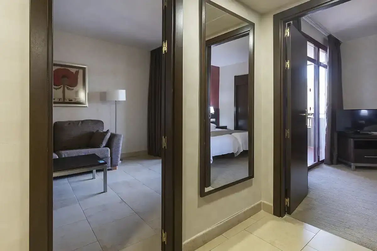 Privacidad en las estancias de la Junior suite Las Palmeras affiliated by Fergus