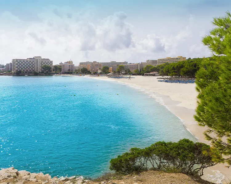 playas cerca Magaluf playas cercanas Fergus Club Mallorca Waterpark