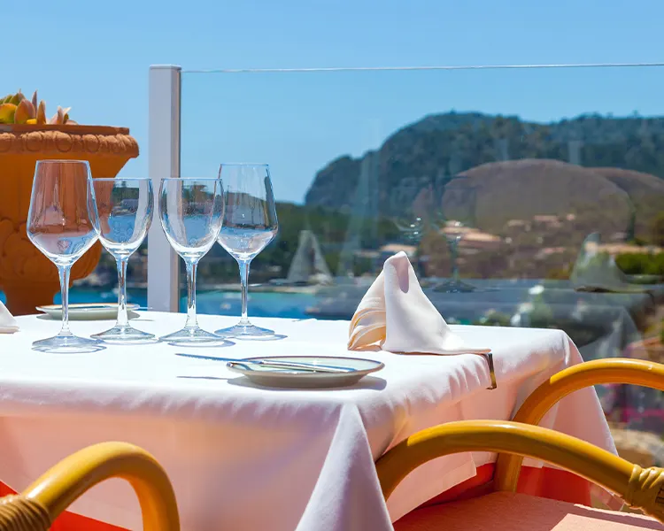 restaurant with sea view restaurant with sea view Fergus Club Palmanova Park