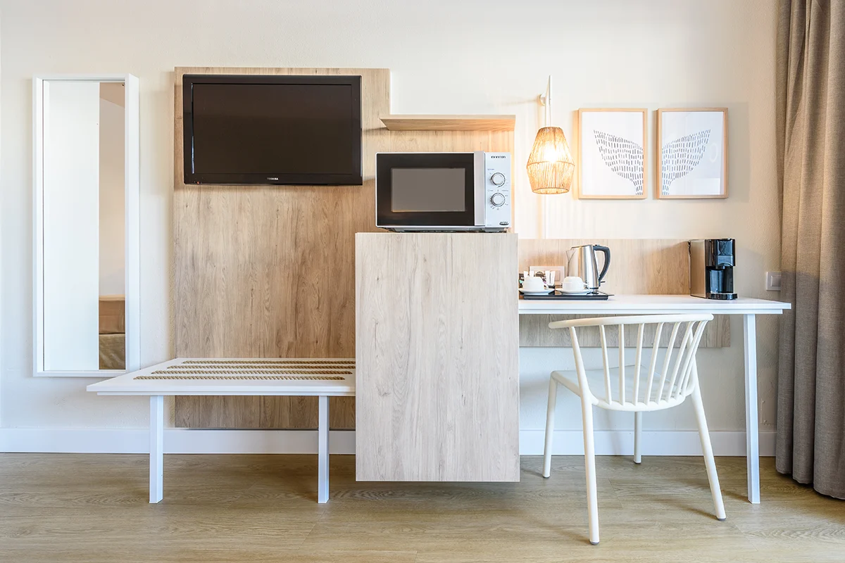 Coffee corner Coffee corner in the Double Magnus Room Fergus Club Palmanova Park Hotel