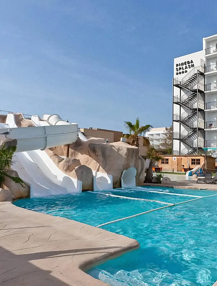 Water Park Experiences Fergus Hotels