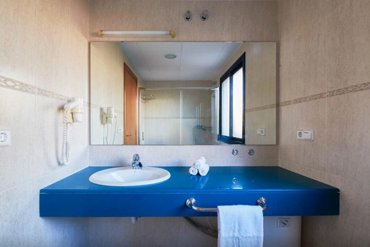 Cuarto baño del apartamento Cuarto de baño funcional del Apartamento Estándar Hotel Fergus Club Pineda Splash