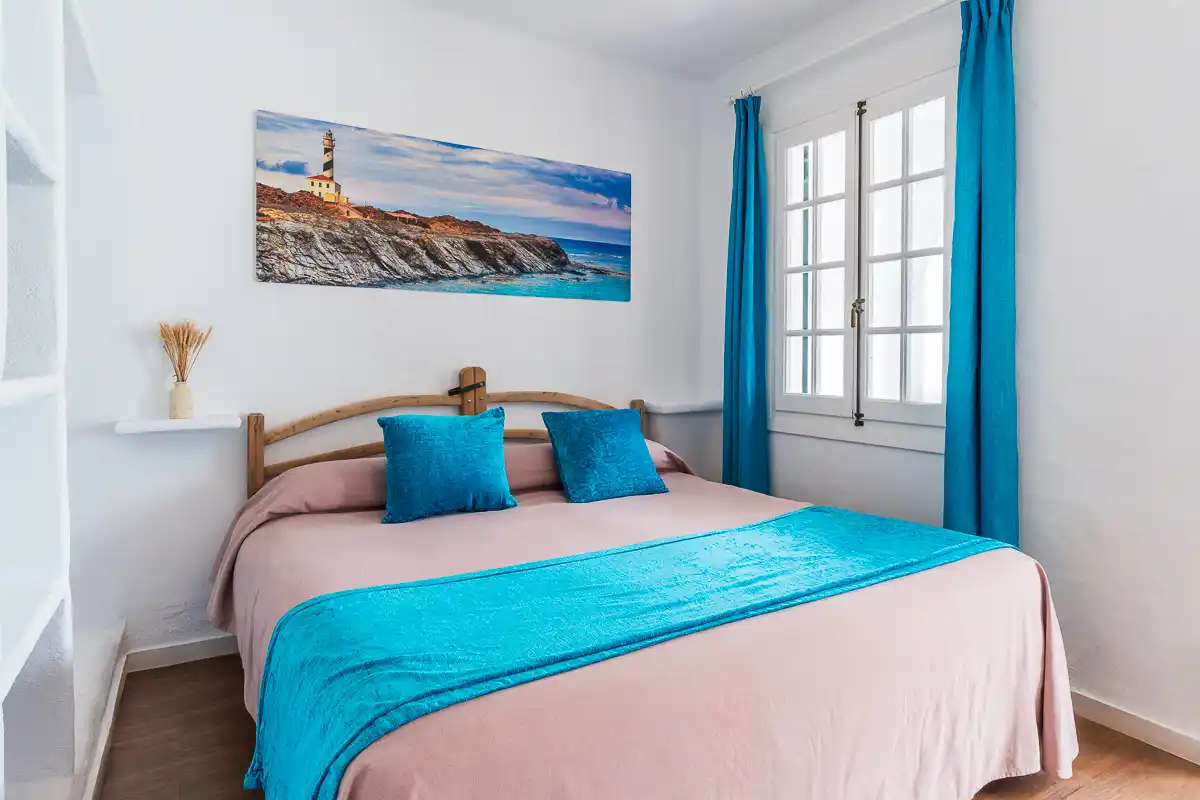 Cama Estudio Fergus Club Carema Splash