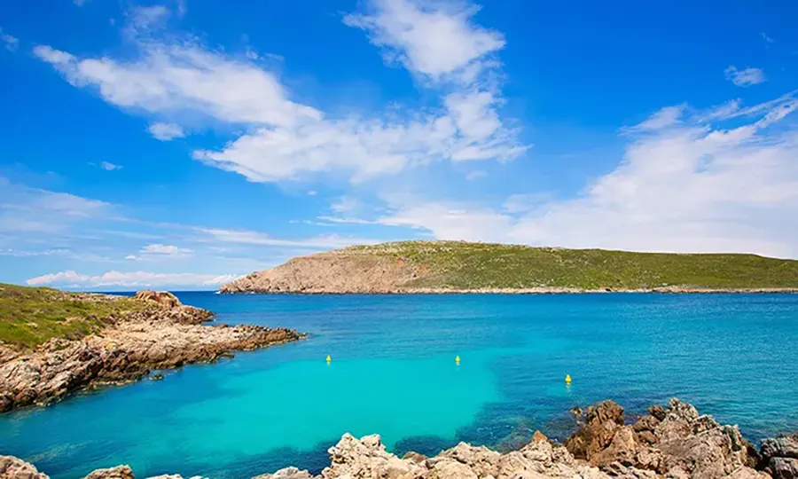 Ocio y actividades en Menorca Playa Fornells en Fergus Club Carema Beach