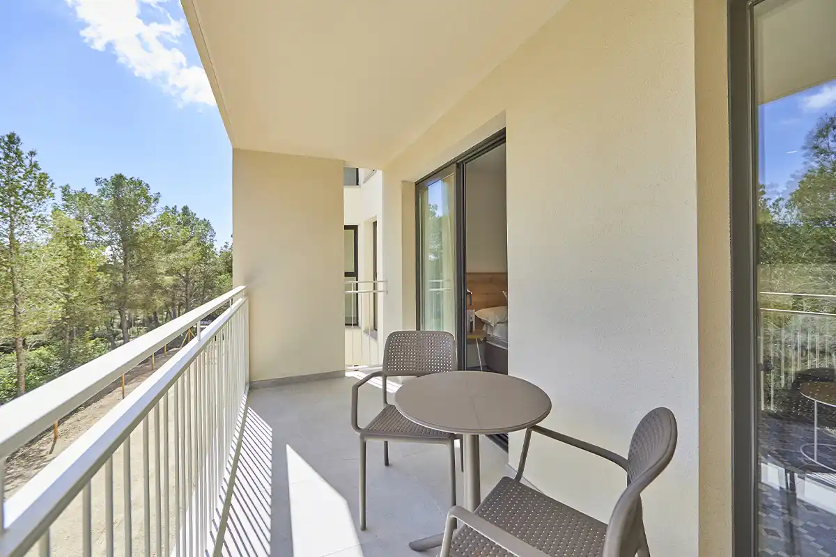 Terraza Habitación Doble Magnus Style Fergus Club Europa