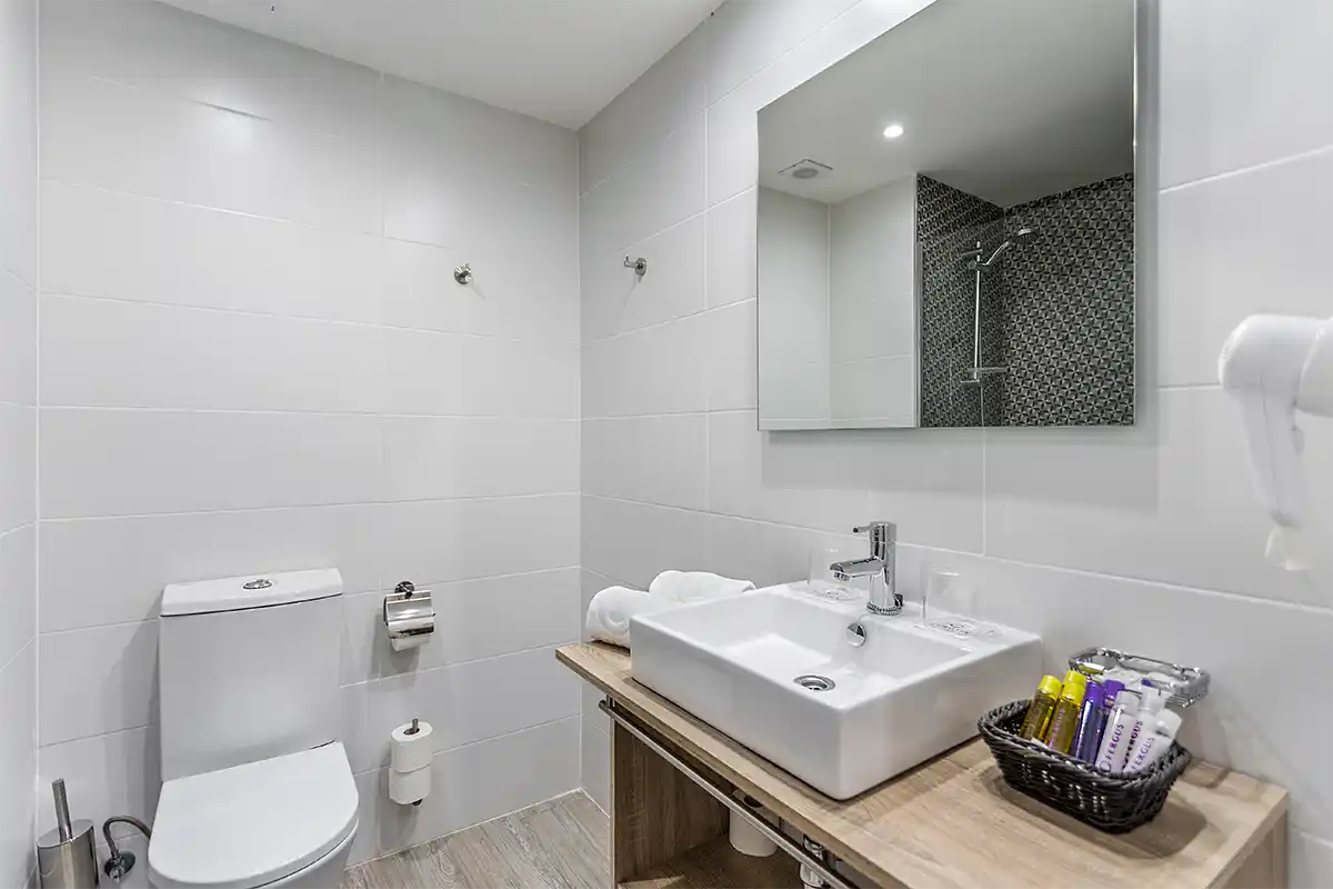 Lavabo Suite Magnus Fergus Club Europa