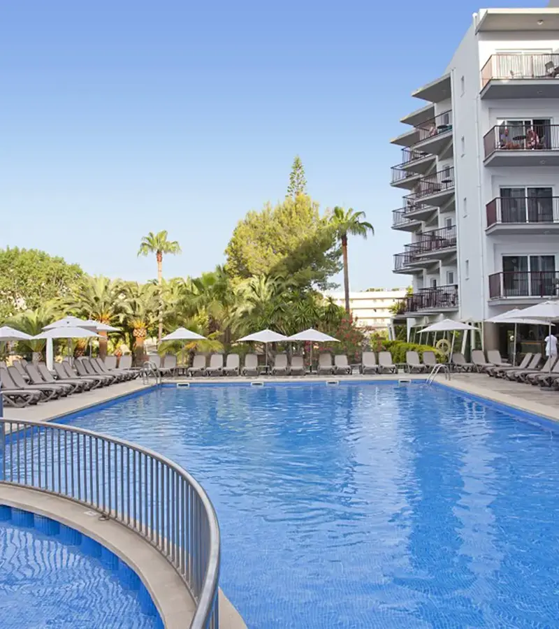 Contacta Fergus Bermudas