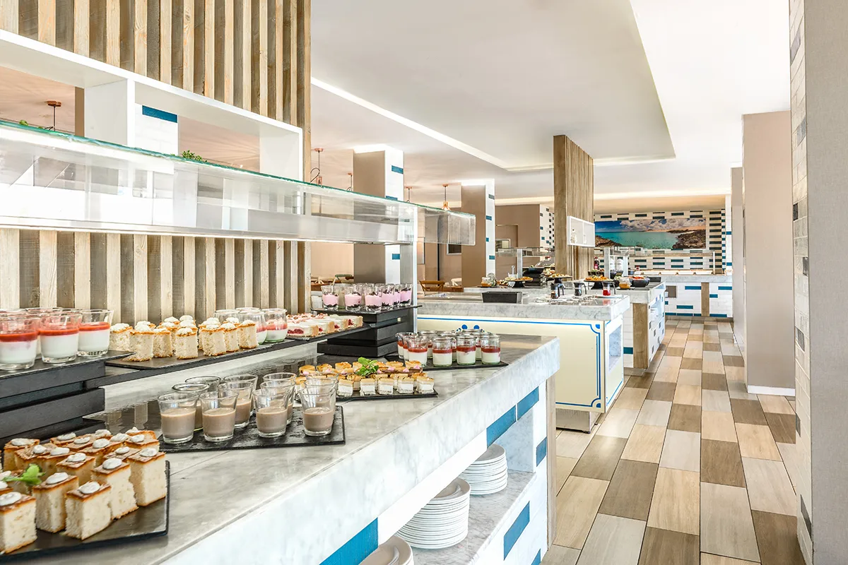 Buffetrestaurant im Fergus Cactus Garden