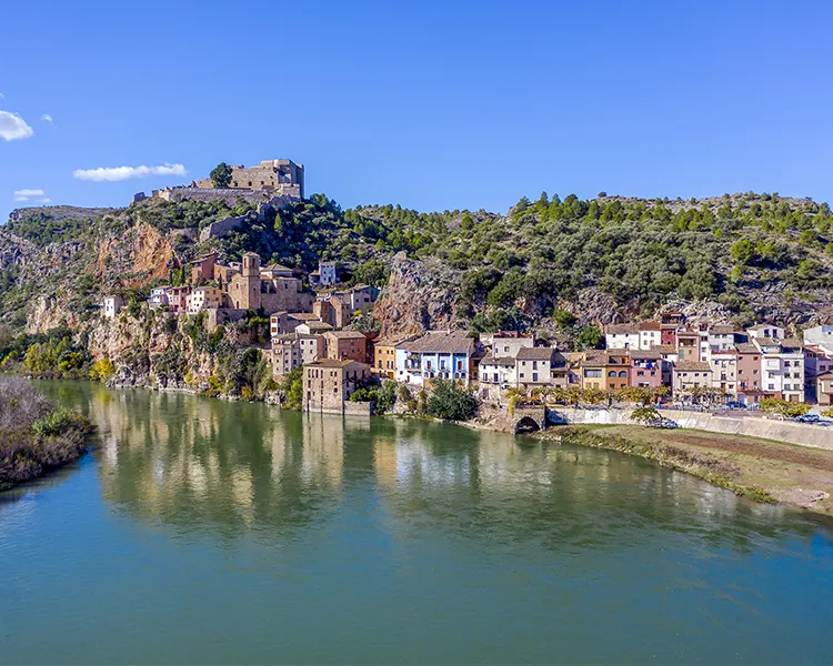 Miravet Tarragona Fergus Cap Roig