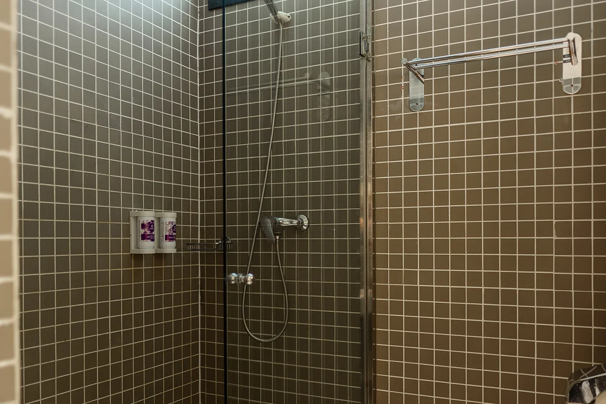 Ducha Habitación Estándar Ducha Habitación Doble Estándar Fergus Cap Roig