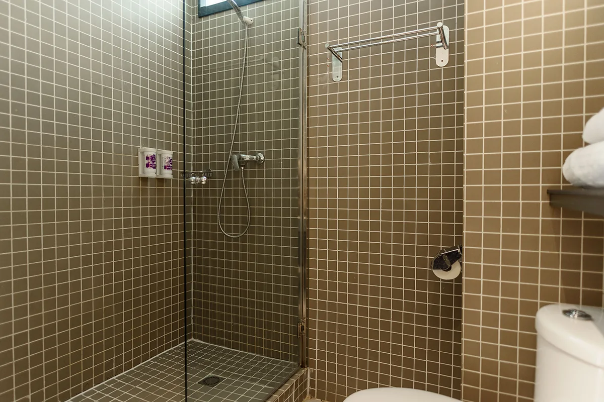 Lavabo Habitación Estándar Lavabo Habitación Doble Estándar Fergus Cap Roig