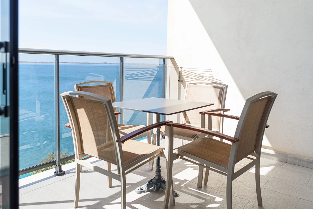 Mesa Habitación Doble Vista Mar Mesa Habitación Doble Vista Mar Fergus Cap Roig