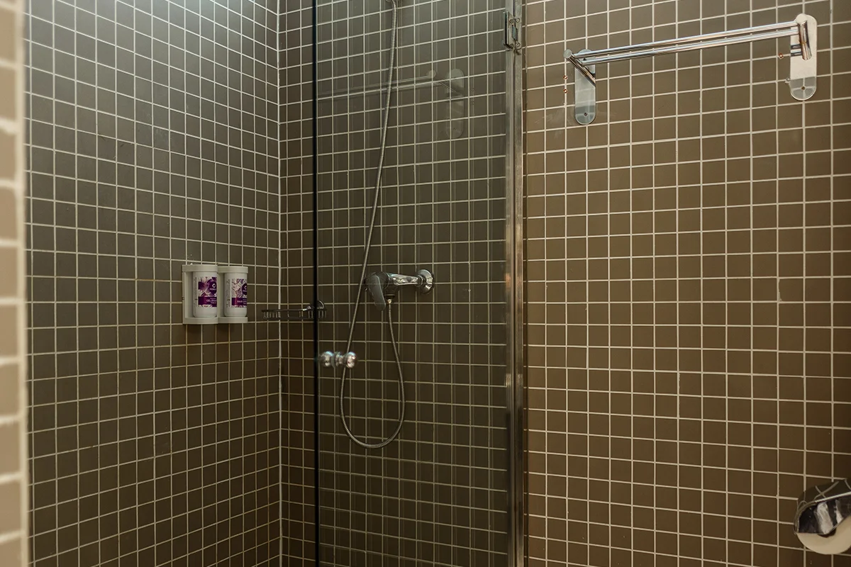 Lavabo Habitación Doble Vista Mar Parcial Lavabo Habitación Doble Vista Mar Parcial Fergus Cap Roig