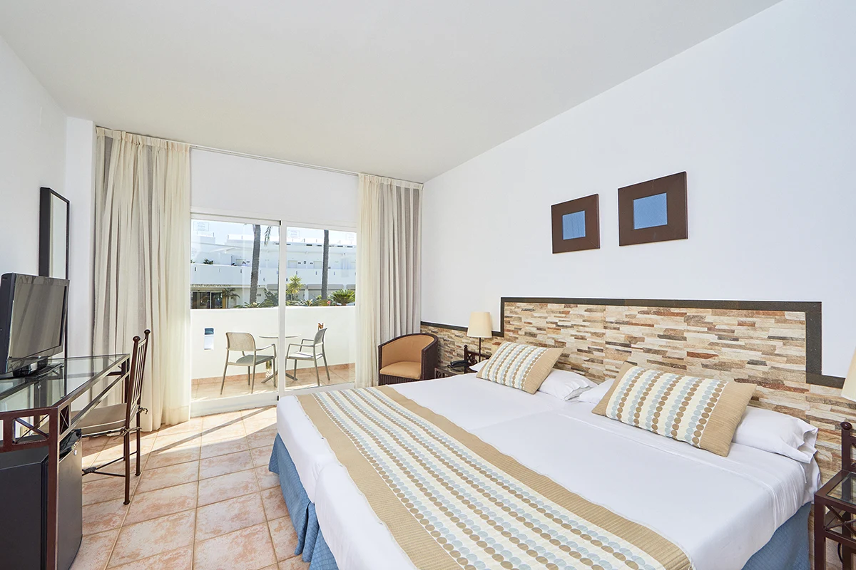 Vista general de la habitación Vista general de la habitacion Doble Estándard Fergus Conil Park