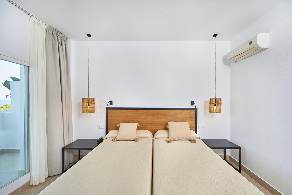 Aire acondicionado y camas twin Aire acondicionado y camas twin habitacion Doble Style vista al mar Fergus Conil Park