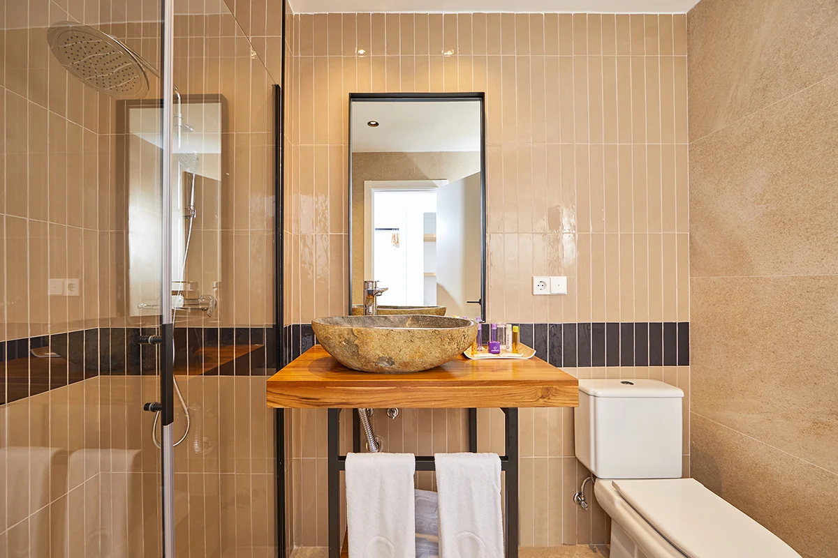 Vistas desde la terraza Cuarto de baño moderno y funcional Doble Style vista al mar Fergus Conil Park