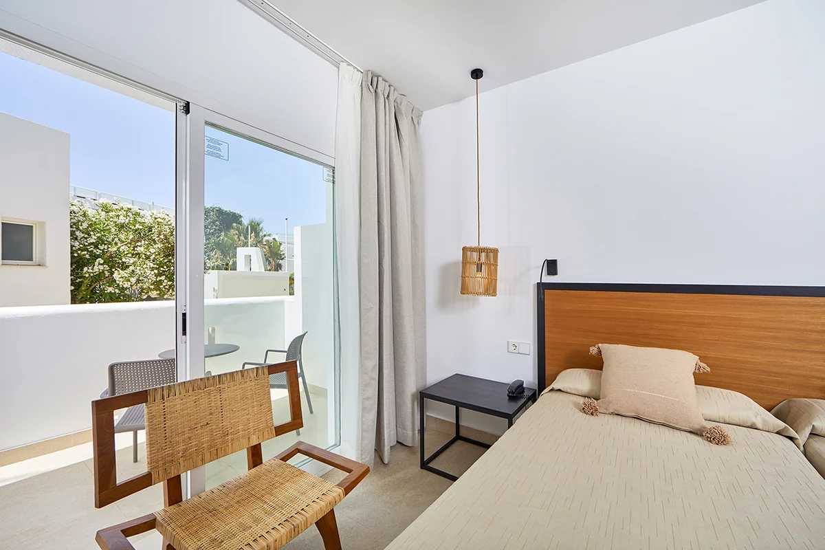 Salida a la terraza Salida directa a la terraza de la habitación doble style Conil Park