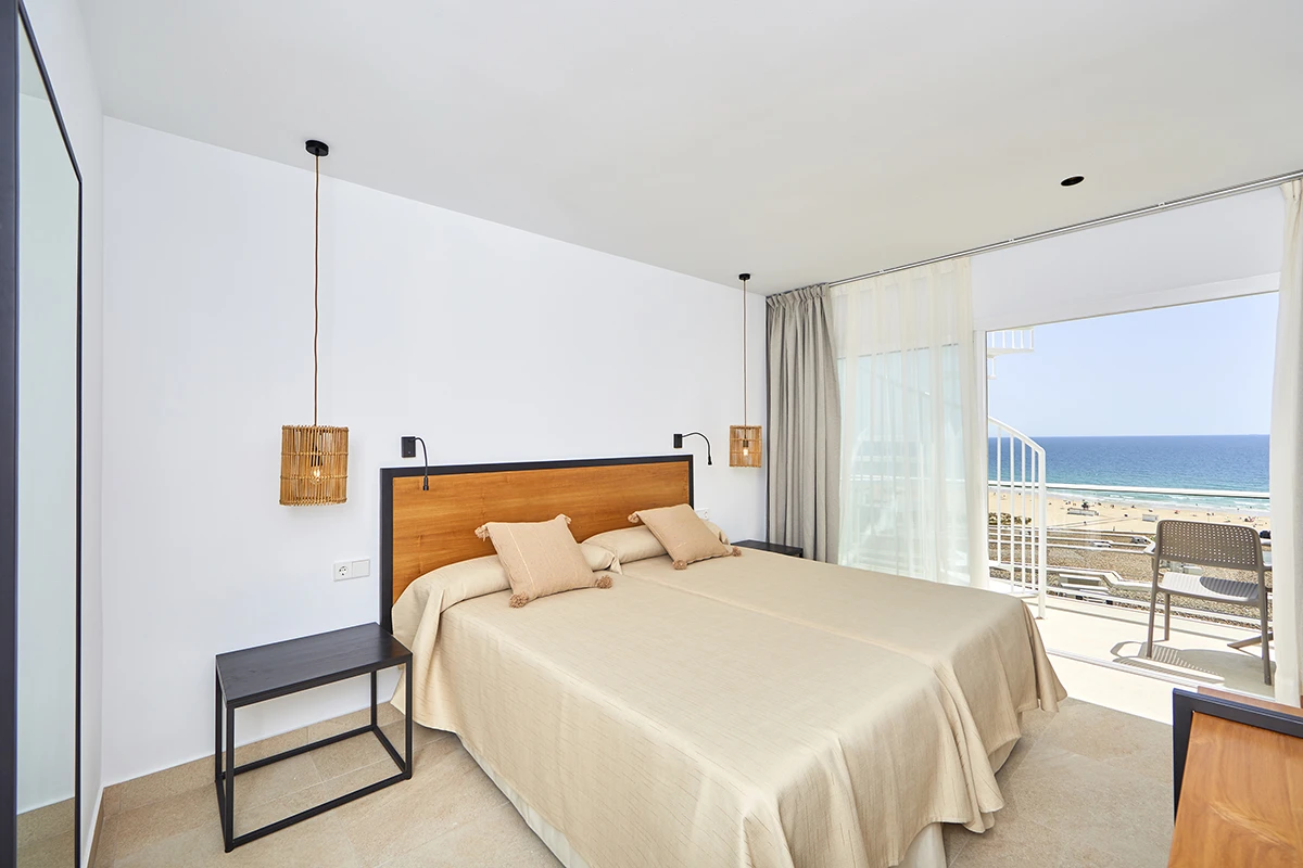 Double Style with private terrace and jacuzzi Fergus Conil Park Double Style with private terrace and jacuzzi Fergus Conil Park Fergus Hotels