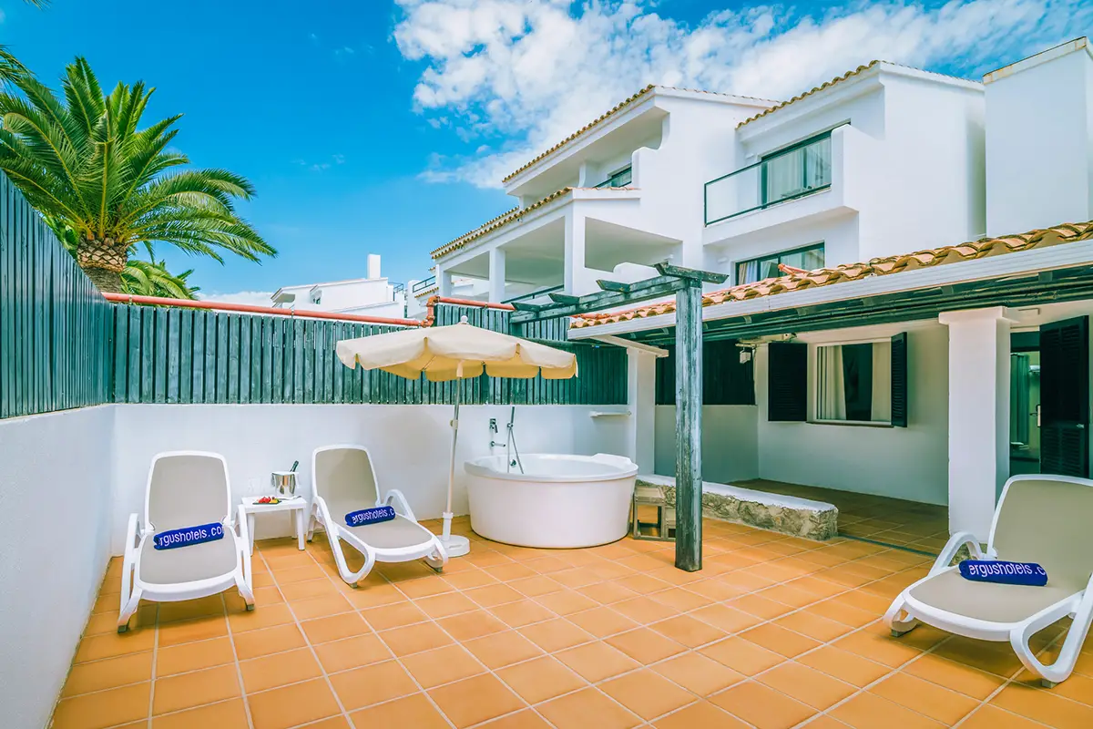 Terraza de la habitación Gran terraza con tumbonas Fergus Style Bahamas