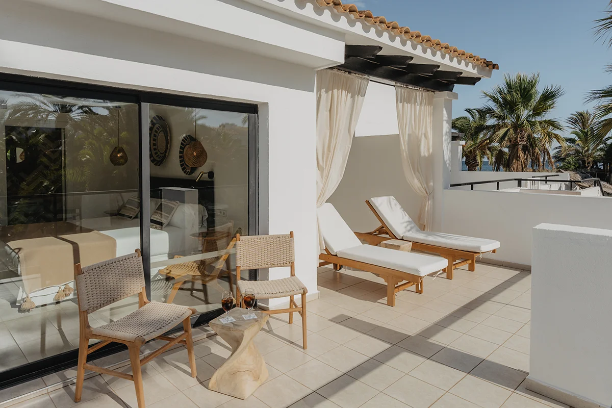 Terraza estilo boho Terraza amueblada estilo boho de la Junior Suite del Fergus Style Bahamas