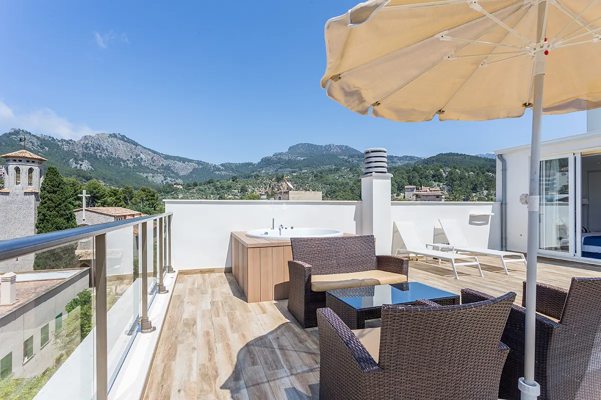 Sillones Habitación Doble Superior Vista Mar Sillones Habitación Doble Superior Vista Mar Fergus Style Soller Beach