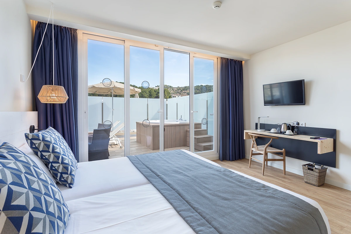 Jacuzzi Habitación Doble Vista Mar Jacuzzi Habitación Doble Vista Mar Fergus Style Soller Beach
