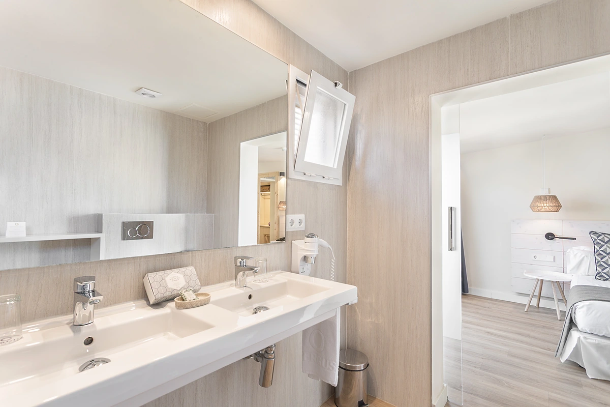 Lavabo Habitación Doble Vista Mar Lavabo Habitación Doble Vista Mar Fergus Style Soller Beach