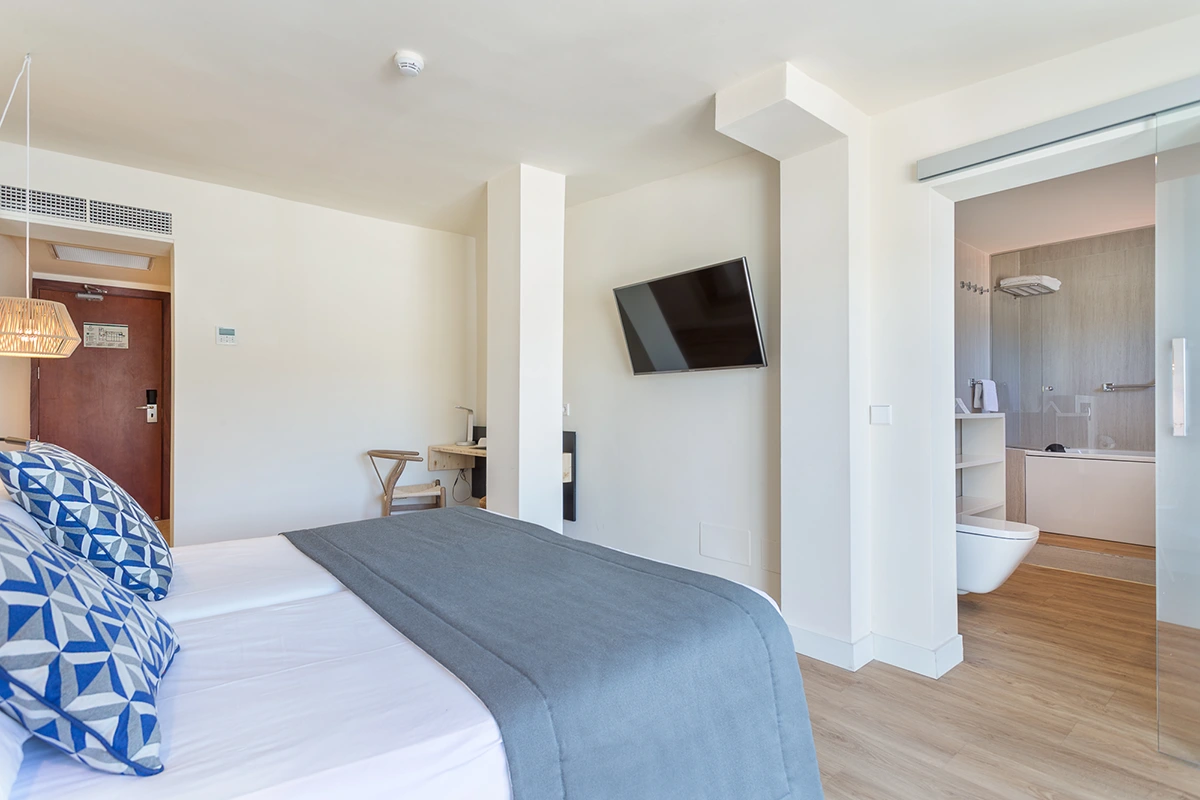 TV Habitación Doble Vista Mar TV Habitación Doble Vista Mar Fergus Style Soller Beach