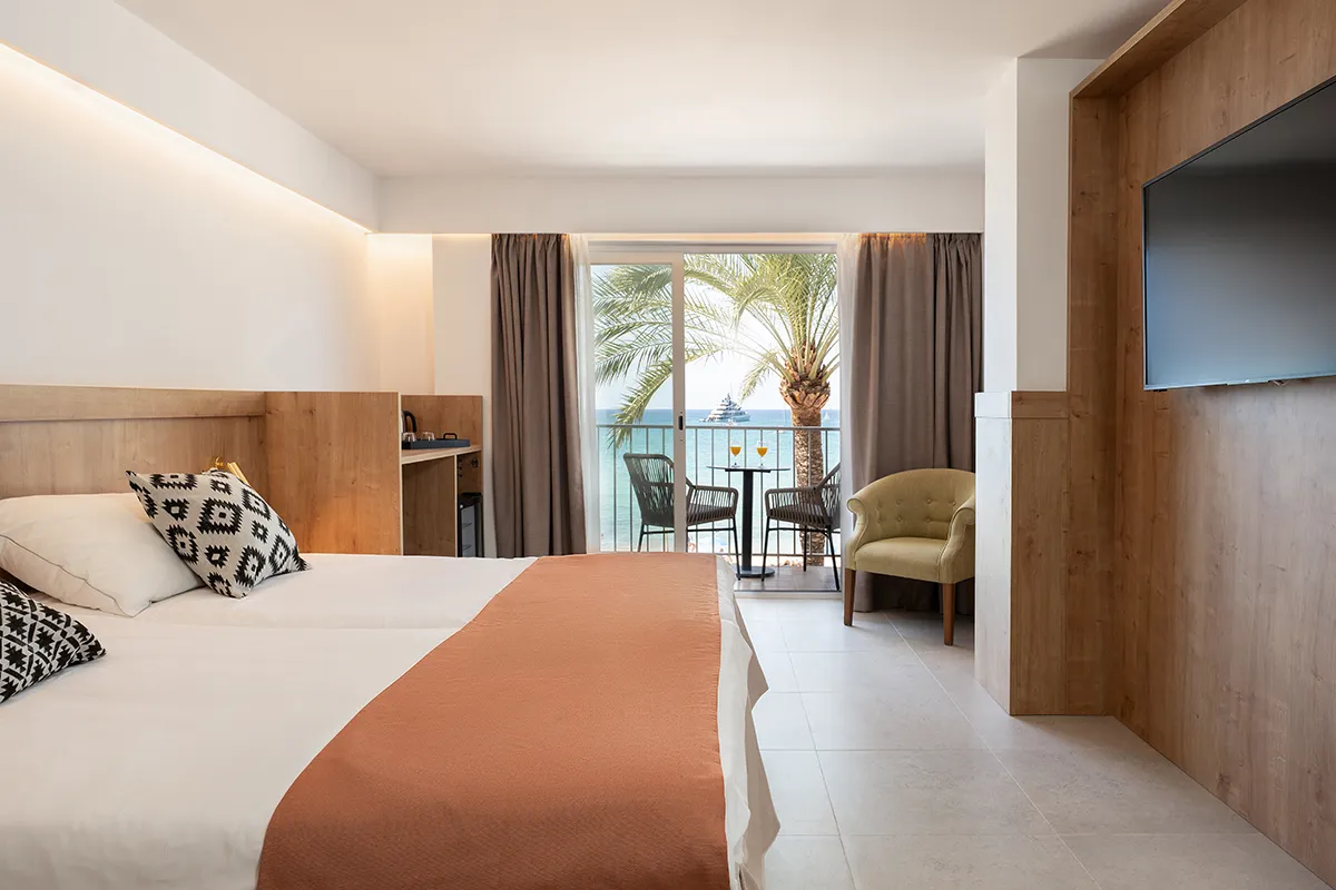 Double Room with Side Sea View Hotel Fergus Style Palma Beach