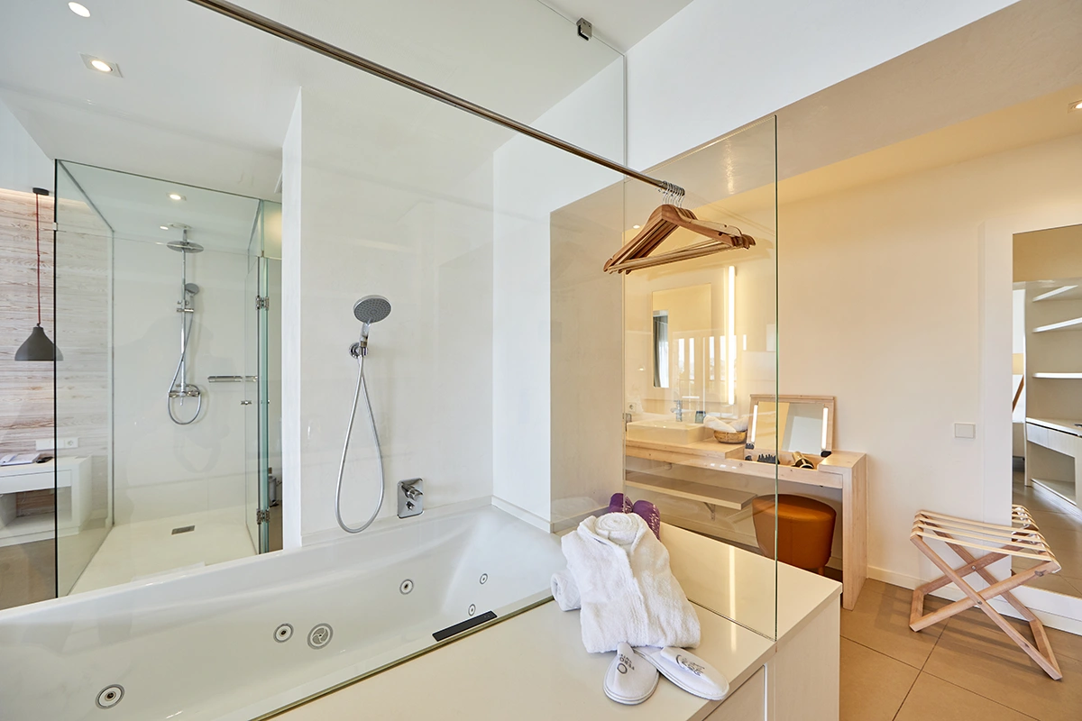 Original y gran armario de cristal Suite Style del Fergus Style Palmanova