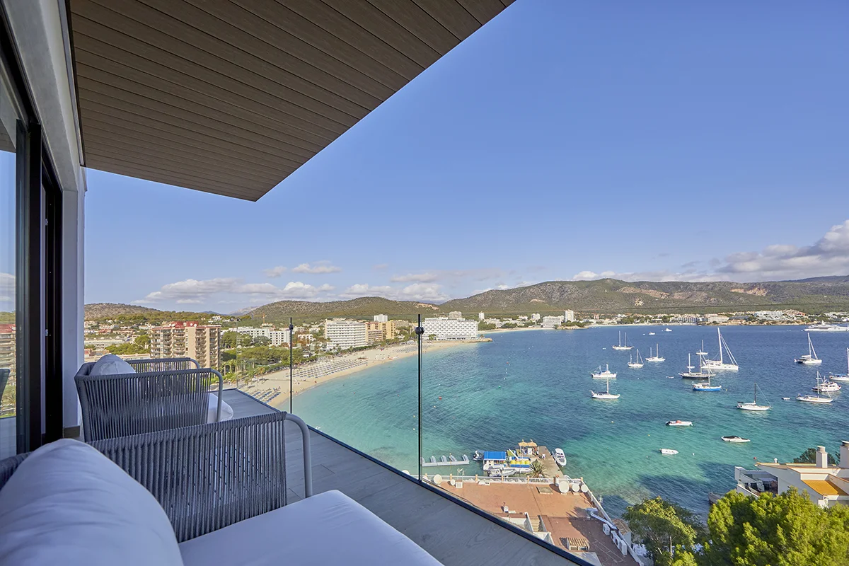 Terraza con vistas al mar de la Master Suite del Fergus Style Tobago
