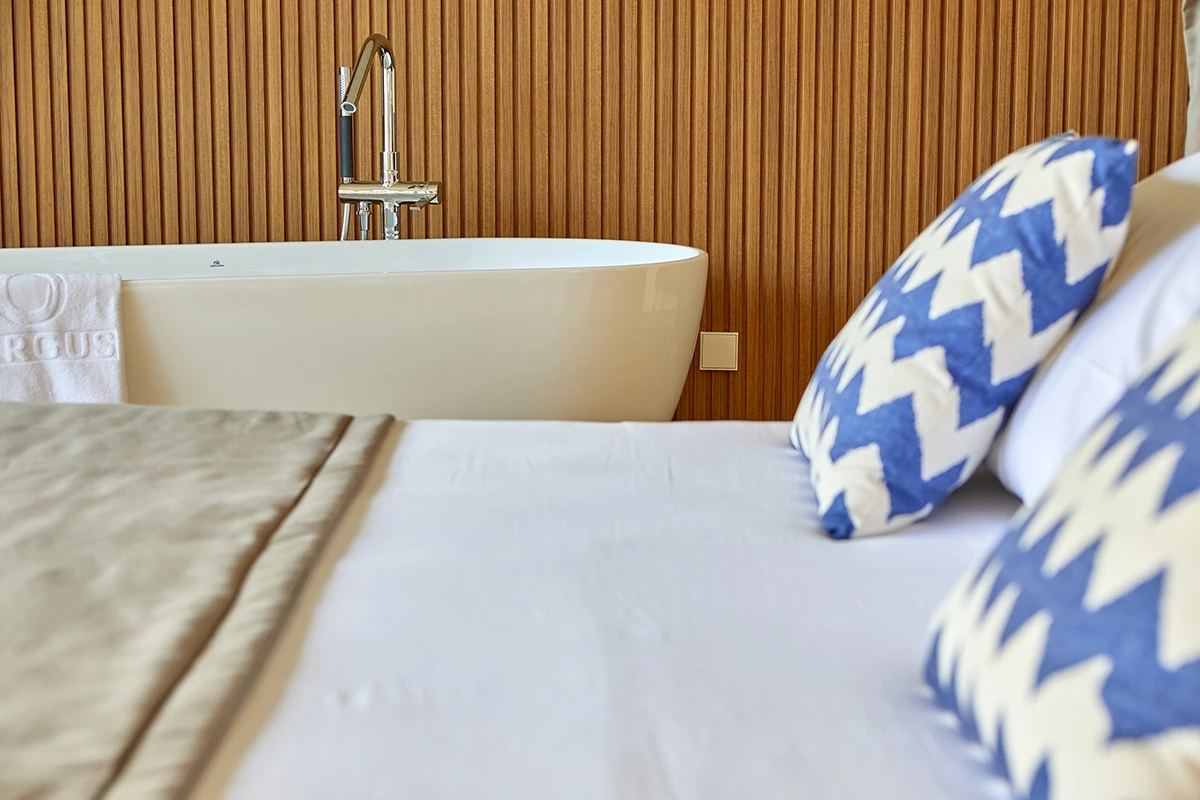 Bañera en la Suite del Fergus Style Tobago